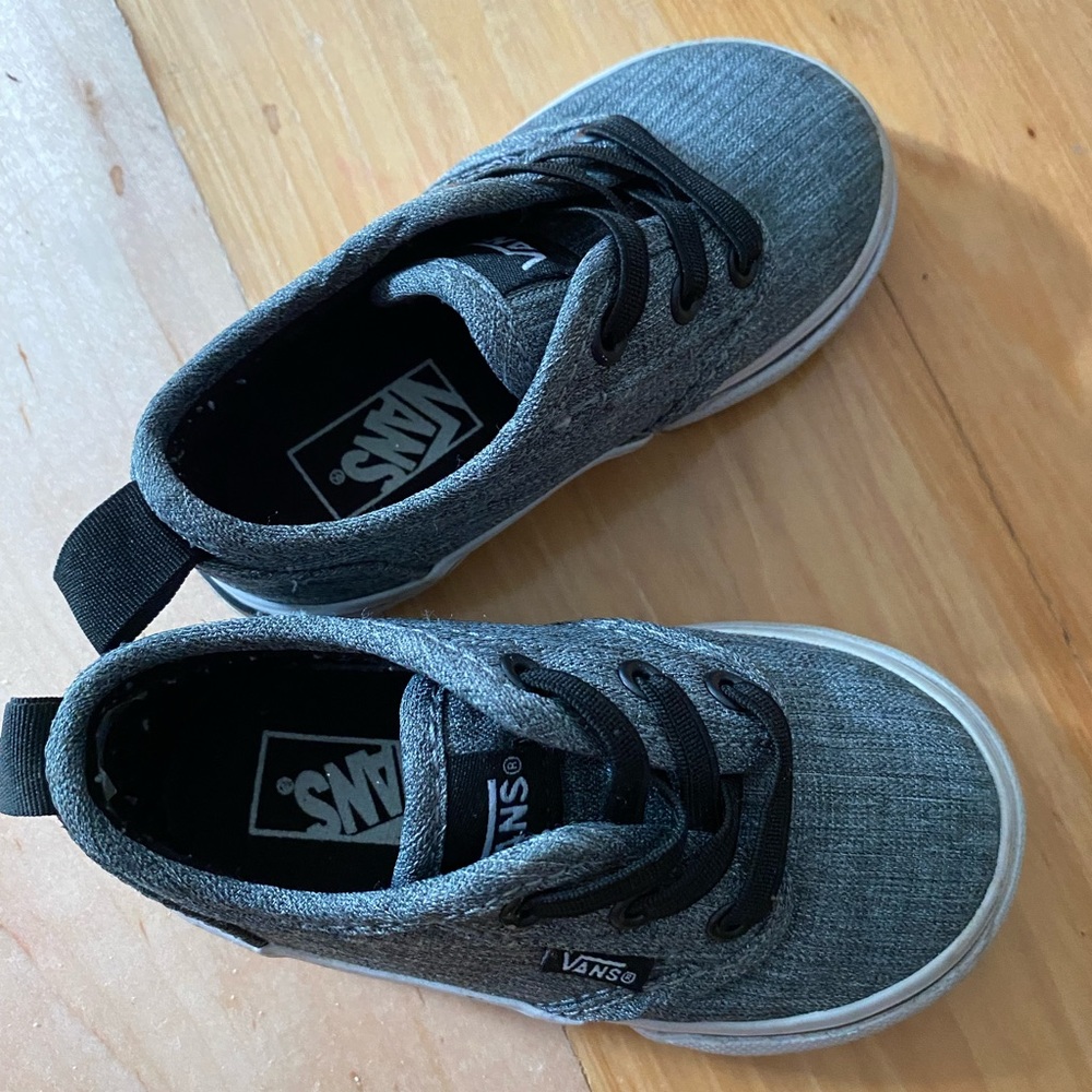Toddler size 5 vans